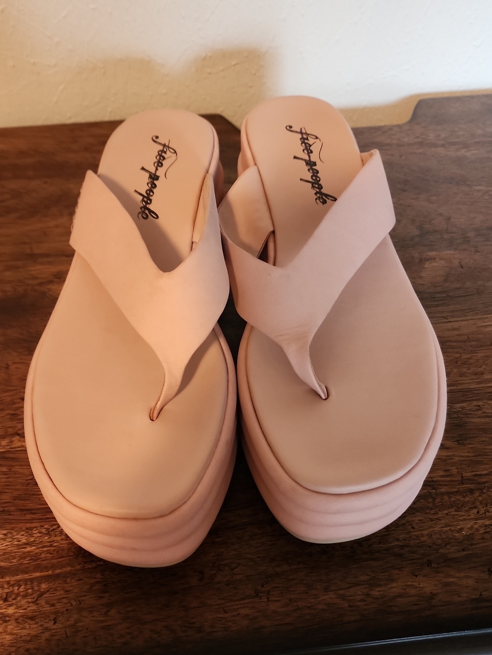 Free People Havannah Millennial Thong Pink Platform Sandals Sz EU 39.5